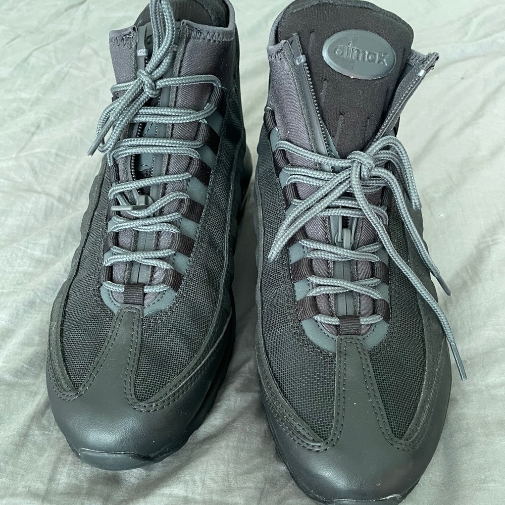 Nike airmax men size 8.5